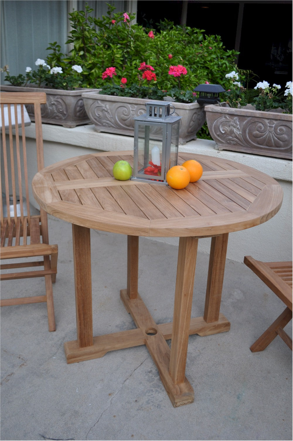 MONTAGE 35″ ROUND BISTRO TABLE