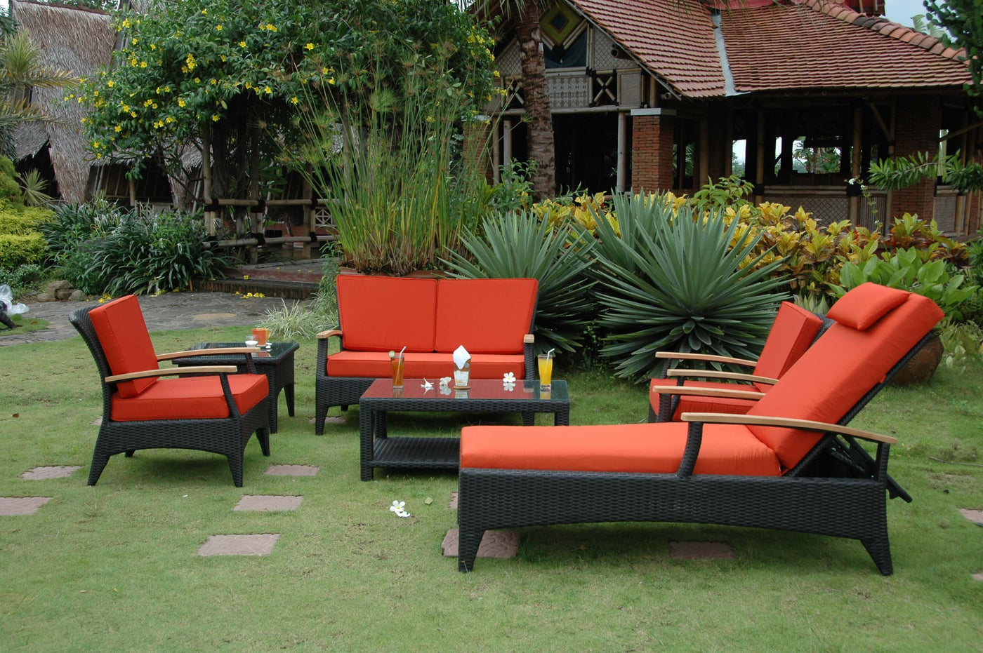 BELLAGIO DEEP SEATING COLLECTION